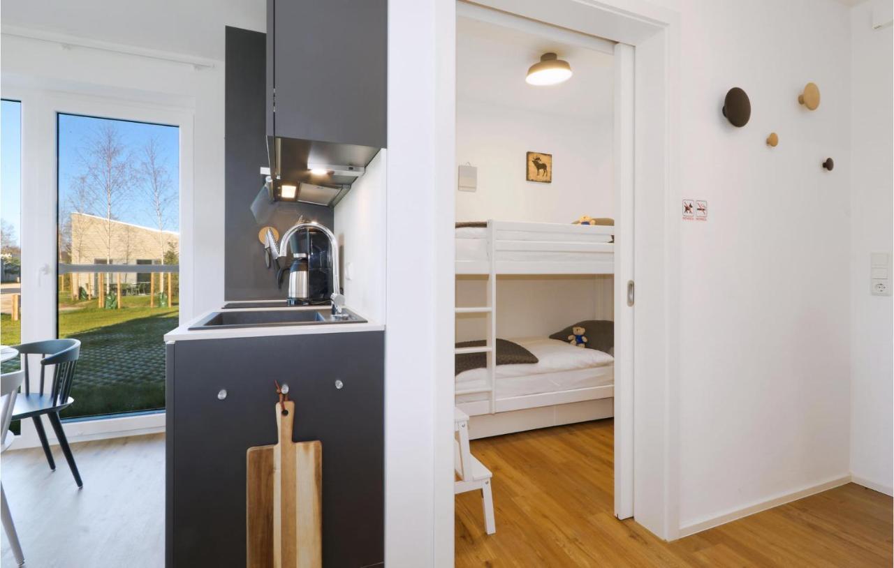 Stunning Apartment In Lembruch-Duemmer See Eksteriør billede